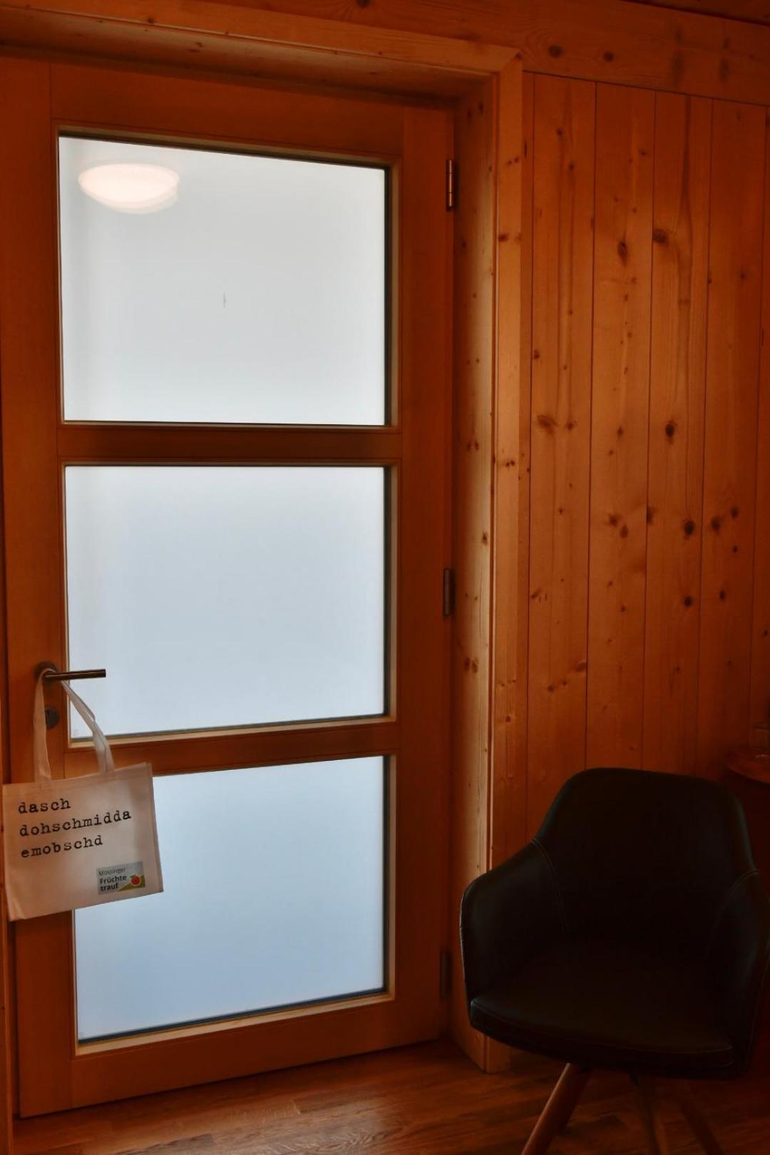 Uebernachtung Beim Bio-Metzger "Zimmer Rosl" Mössingen Buitenkant foto