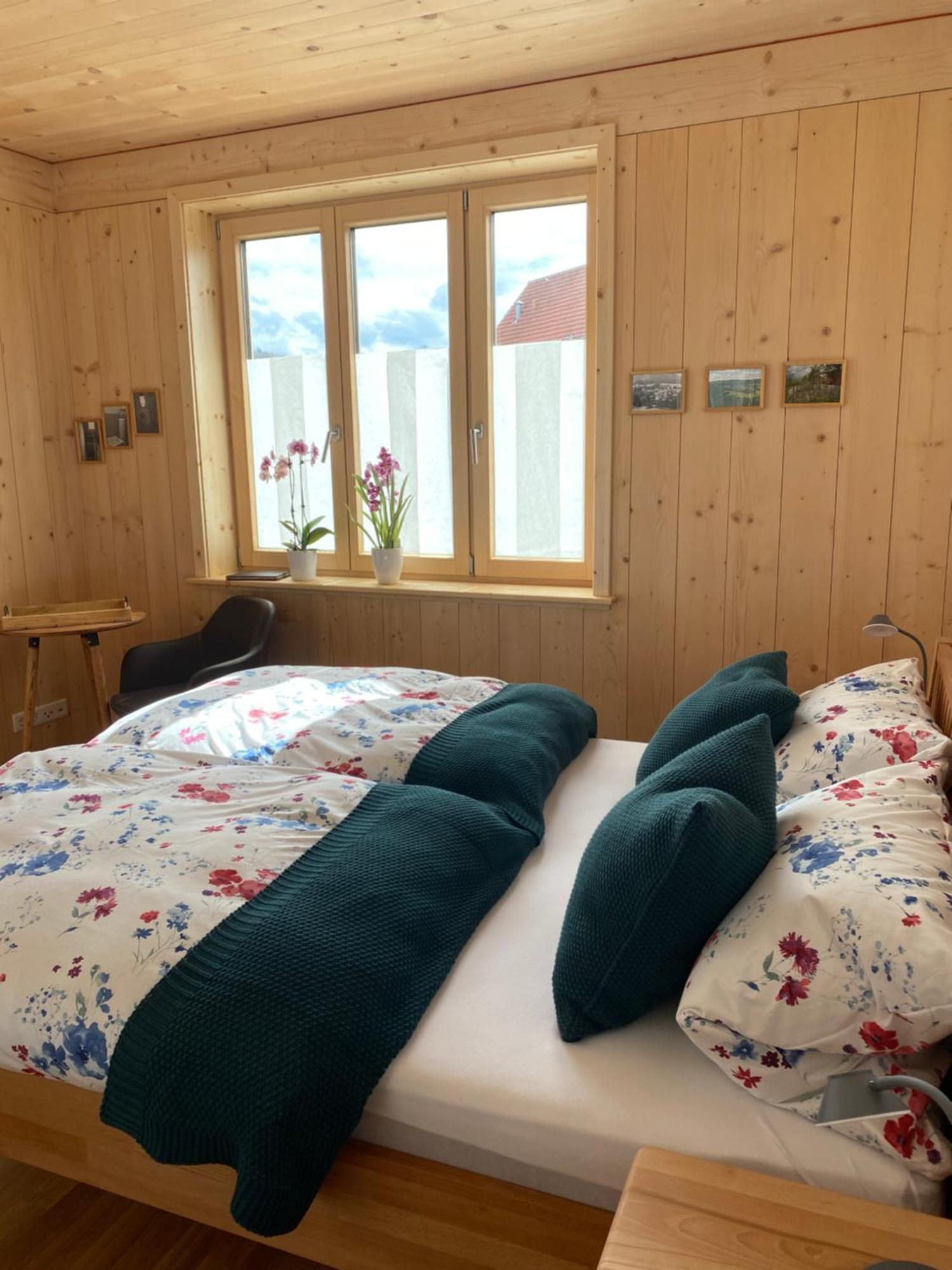 Uebernachtung Beim Bio-Metzger "Zimmer Rosl" Mössingen Buitenkant foto